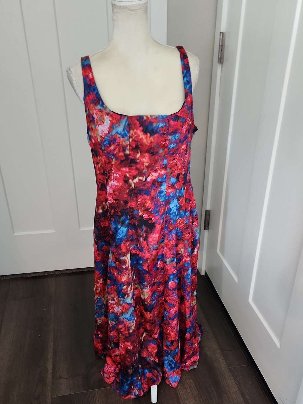 Godet Tank Dress Donna Karan Vibrant Floral Scoop-Neck Maxi Dress in Red & Blue